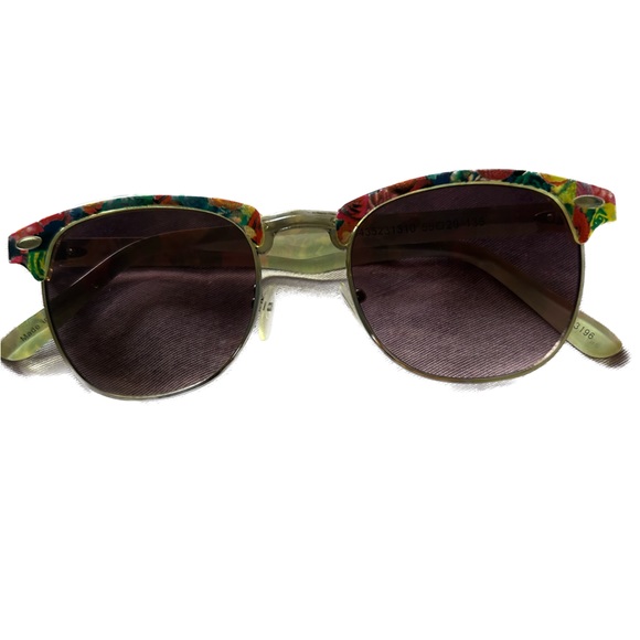 Olsenboye Sunglasses - Picture 1 of 4